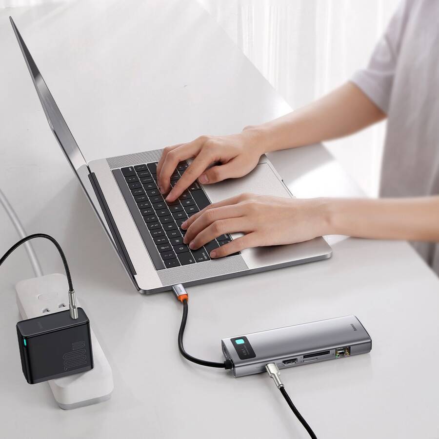 BASEUS METAL GLEAM 9IN1 MULTIFUNCTIONAL HUB USB TYPE C - 3X USB 3.2 GEN 1 5GBPS / USB TYPE C PD 100W / VGA FULL HD 60HZ / HDMI 4K 30HZ / CZYTNIK KART TF I SD / RJ45 1GBPS GRAY (CAHUB-CU0G)