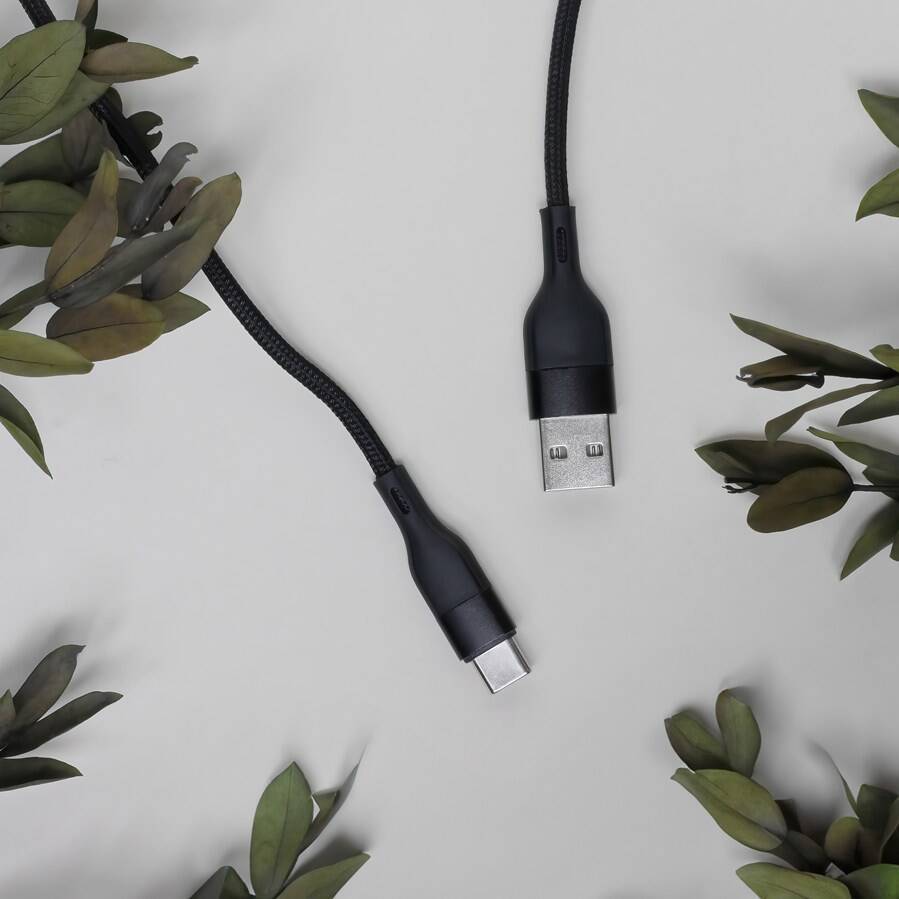 Maxlife MXUC-07 USB-USB-C 1.0 m 3a black nylon