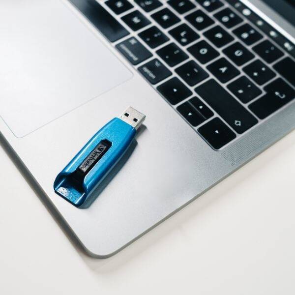 Verbatim Pendrive 128GB USB-A 3.2 V3 MAX niebieski/blue 49808