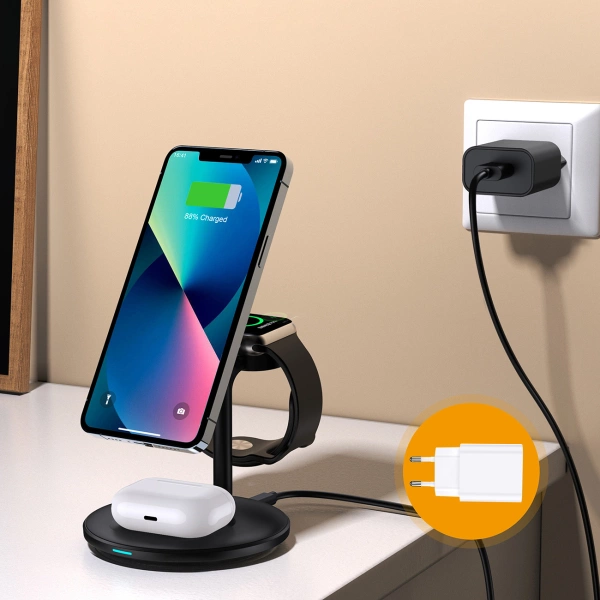Choetech T585-F 3in1 Magnetic wireless charger station for iPhone 12/13/14 series,AirPods Pro and iwatch charger Black