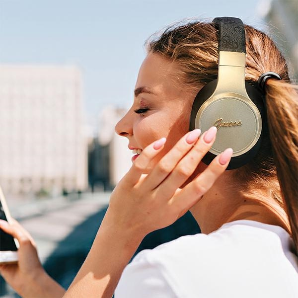 Guess słuchawki nauszne BluetoothGUBH604GEMK czarny/black 4G Script