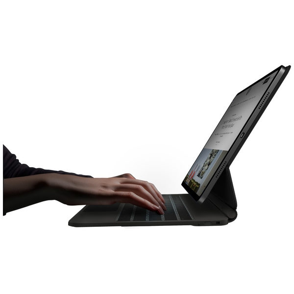 Etui UNIQ Venno Pro Magnetic Smart       z klawiaturą do iPad Pro 13" (2024/2025) czarny