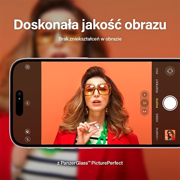 PanzerGlass Picture Perfect iPhone 15 6.1" / 15 Plus 6.7" czarny/black 1136 camera lens