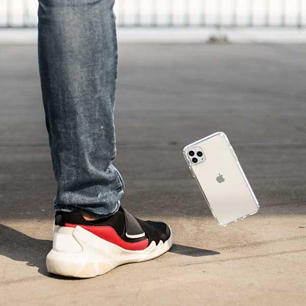 UNIQ etui LifePro Tinsel iPhone 11 ProMax czarny/vapour smoke