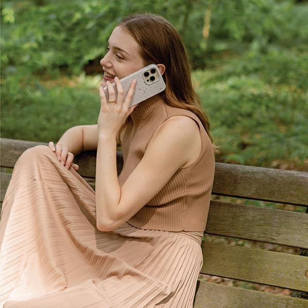 Etui UNIQ Coehl Terrazzo na iPhone 14 Pro Max - różowe