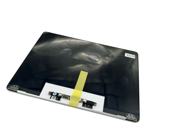 Wyświetlacz z ramką do Apple Macbook Air A2179 13-inch Retina 2020 Silver