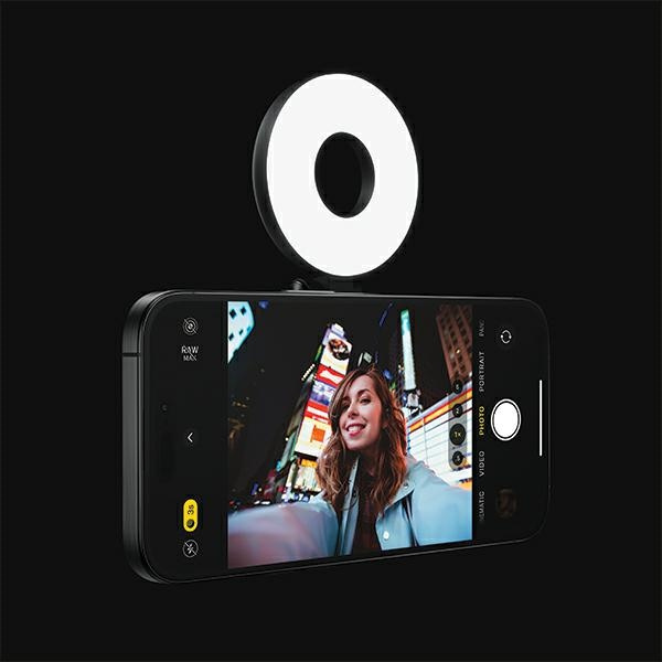 Energea Przenośna lampa LED MagearMagLight czarny/black MagSafe PG-MGLT-BLK