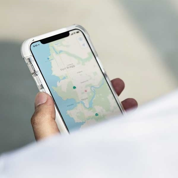 Etui Uniq Combat na iPhone 11 Pro Max - czarne