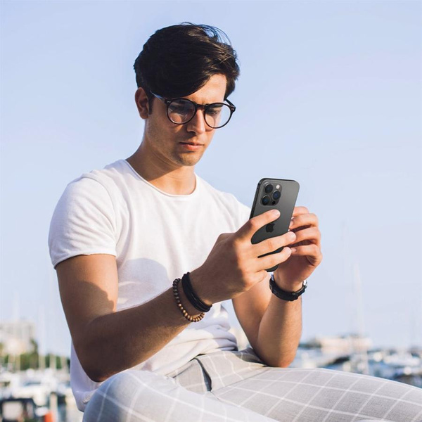Osłona aparatu Spigen Glas.tR EZ Fit Optik Camera Protector na iPhone 14 Pro / Pro Max / 15 Pro / Pro Max / 16 Pro / Pro Max - czarna 2 szt.