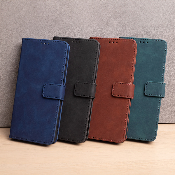 Etui Smart Velvet do iPhone 16 6,1" brązowe