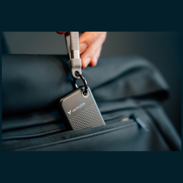 Dysk Zewnętrzny Verbatim Pocket SSD 1TB  - brelok do kluczy z kablem USB-C 3.2 gen.2 czarno-szary/black-grey 32190
