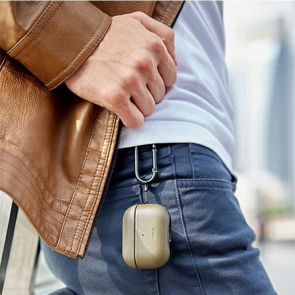 Etui UNIQ Terra Genuine Leather na AirPods Pro - czerwone