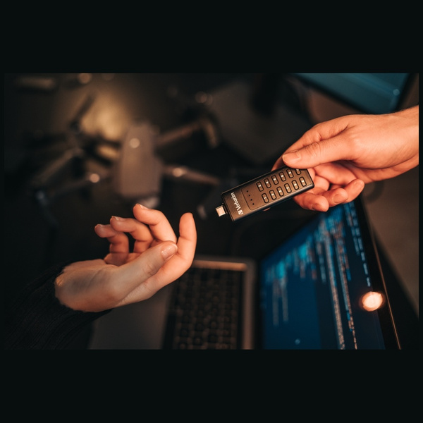 Dysk zewnętrzny Verbatim Keypad Secure   USB-C 3.2 Gen 1 128GB czarny 49432