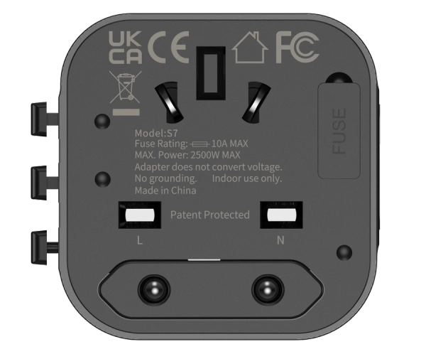 JELLICO universal travel adapter S7 Max 2500W Black