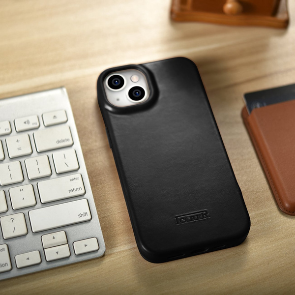 iCarer CE Oil Wax Premium Leather Folio Case skórzane etui iPhone 14 Plus z klapką magnetyczne MagSafe czarny (AKI14220707-BK)