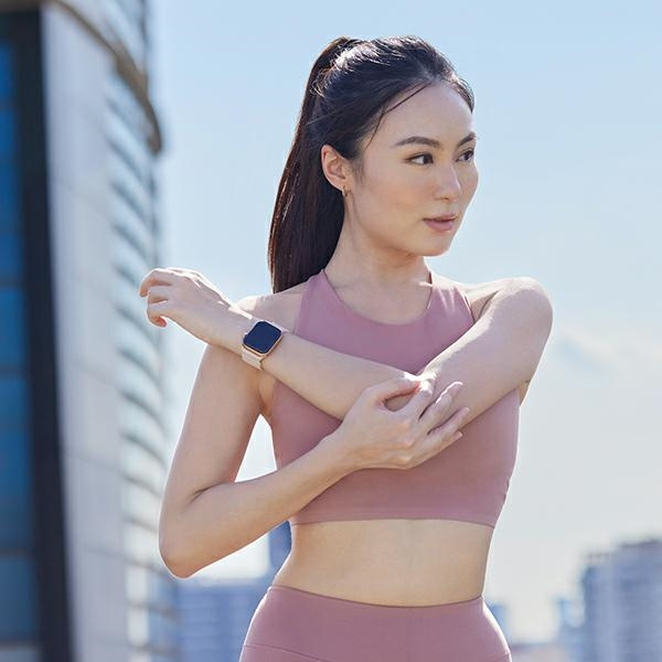 UNIQ pasek Revix Apple Watch Series1/2/3/4/5/6/7/8/9/SE/SE2 38/40/41mm. Reversible Magnetic biały-niebieski/white-blue
