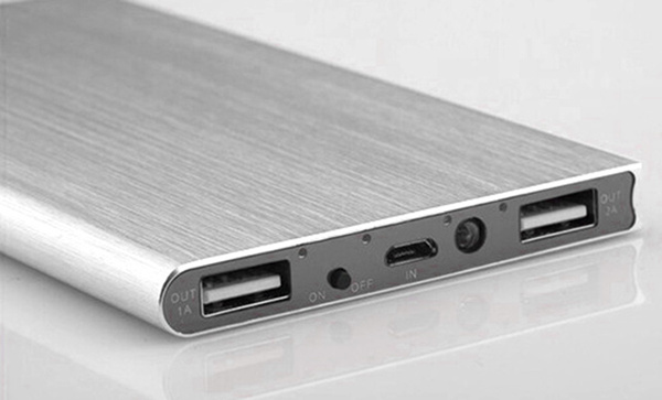 POWER BANK SLIM 2XUSB 20000MAH SREBRNY