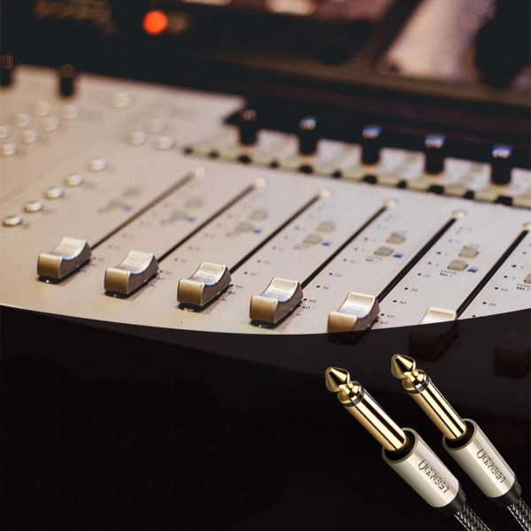 Kabel Ugreen AV128 10636 mono TS jack 6,35mm / jack 6,35mm 1m - szary