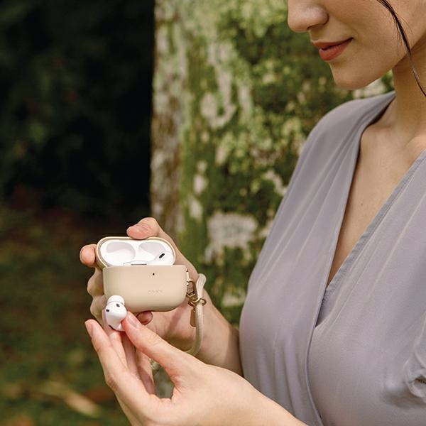 Etui UNIQ Coehl Haven na AirPods Pro 2 (2022/2023) - kremowe