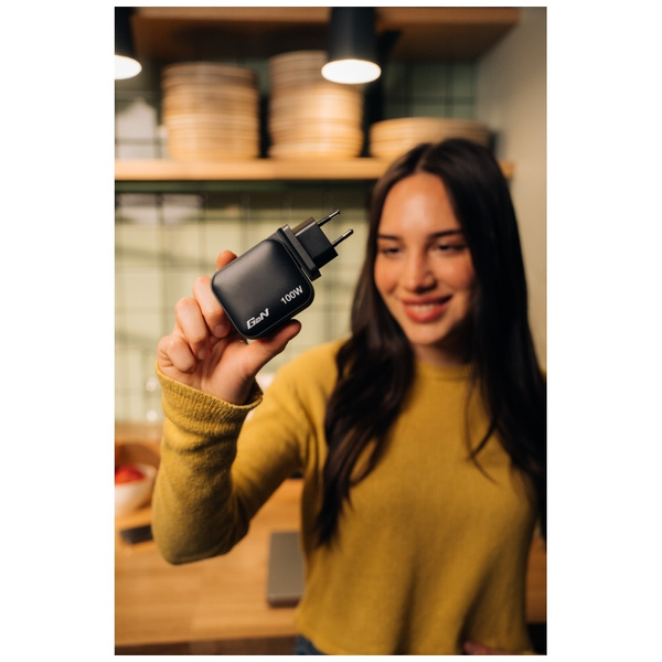 Ładowarka sieciowa Verbatim Mini GaN     100W 2xUSB-C PD/1x USB-A QC czarny 32230