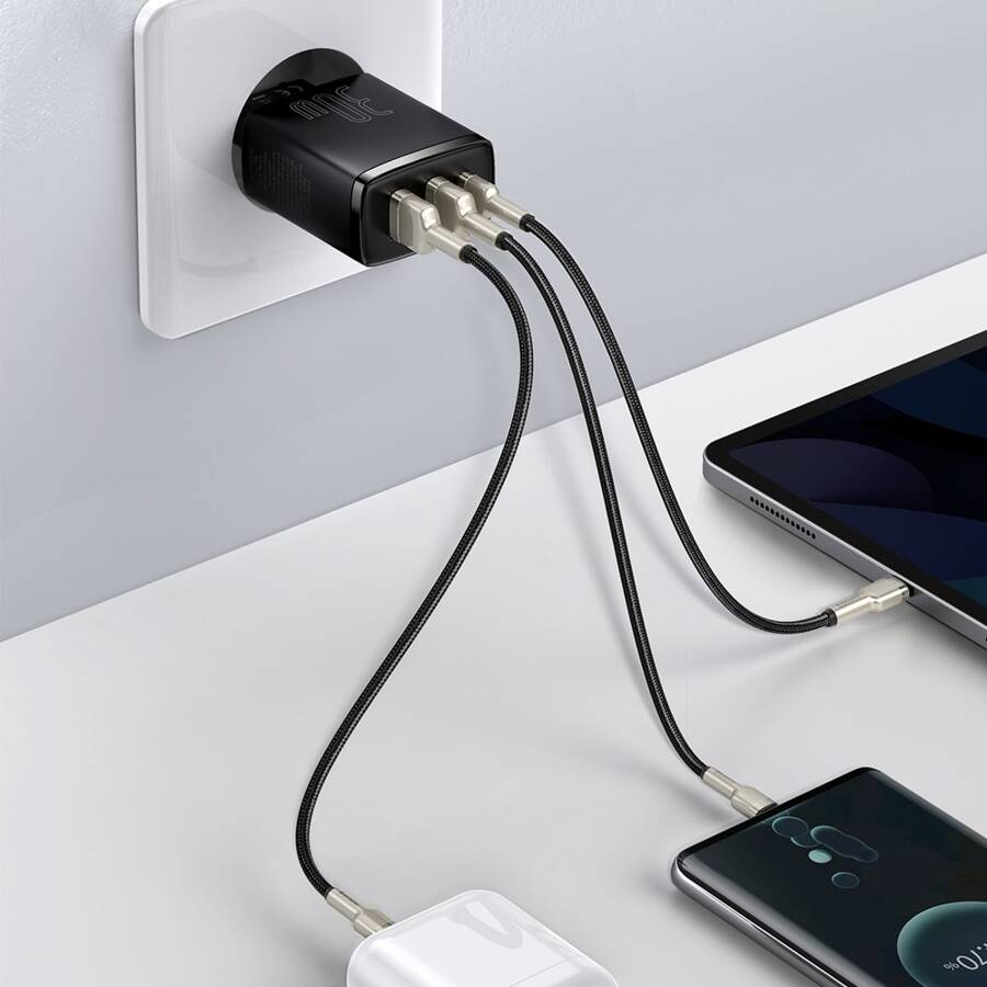 Baseus ładowarka sieciowa Compact PD 30W 1x USB-C 2x USB czarna